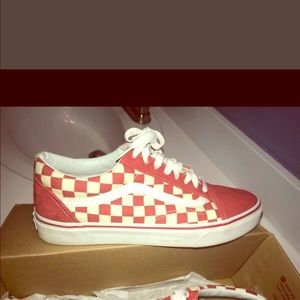 Like new, size 9 Men’s